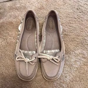 sperrys shoes women’s 7.5
